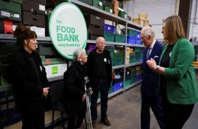 سابقة في بريطانيا.. توزيع مليون طرد غذائي على أطفال بسبب الغلاء