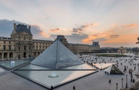 متحف اللوفر بباريس يرفع أسعار التذاكر 29 % 