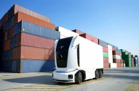 دي بي ورلد تعتمد حلولاً كهربائية ذاتية القيادة لنقل البضائع