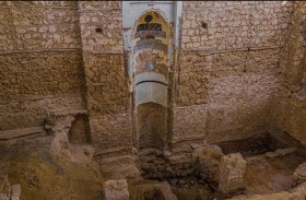 اكتشافات أثرية في مسجد عثمان بن عفان تعود لـ1200 عام