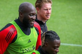 بلجيكا تواصل اعتمادها على  دي بروين ولوكاكو 