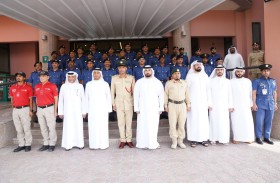 «مسار 33».. قصة نجاح بدأت فـي نوفمبر وانتهت بتأهيل كادر تفتيش فـي جمارك دبــي