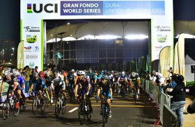 الروسي بوبوف والليتوانية أوليفيجا يفوزان بسباق «تحدي سبينس دبي 92» للدراجات الهوائية