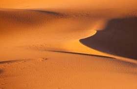 الرمال تبتلع طفلين على شاطئ في الدنمارك