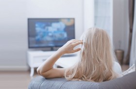 دراسة تربط مشاهدة التلفاز بمخاطر الخرف!