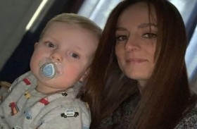 رسالة خطأ تحتجز عائلة ثلاثة أشهر