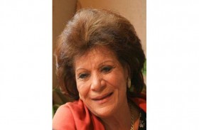 عايدة عبد العزيز ترحل عن عالمنا 