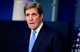 كيري مدين للشعب الأمريكي بتفسيرين عن محادثات مع الإيرانيين