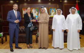 كهرباء دبي تبحث تعزيز التعاون مع الشركات الألمانية في قطاعات الطاقة والمياه والاستدامة