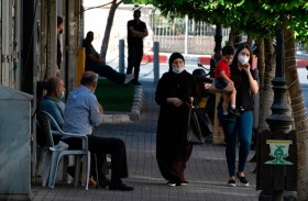 استمرار الإغلاق عبء ثقيل على الفلسطينيين المنهكين  