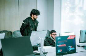 أكاديمية 42 أبوظبي توسع حضورها في العين من خلال برامج جديدة للمواهب الصاعدة 