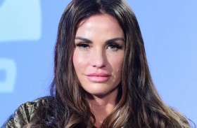 مجهولون يتعرضون مجدداً لـ كاتي برايس