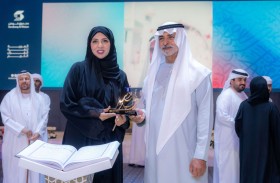 نهيان بن مبارك يكرم الفائزين بأسهم التميز في ختام فعاليات البرامج الصيفية لصندوق الوطن