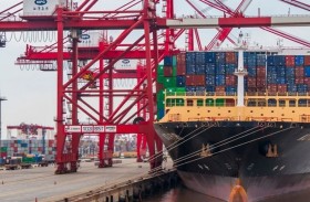 هل تستطيع أمريكا وقف التمدد الصيني في موانئ العالم؟