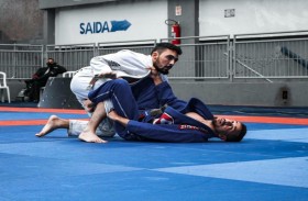 أبطال الجوجيتسو المشاركون بجولة برازيليا للدوري العالمي يهنئون الإمارات بيوم العلم