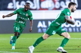 «ريمونتادا» شباب الأهلي تقوده إلى الصدارة بدوري أدنوك للمحترفين 