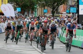 «الإمارات للدراجات» يعتلي منصة التتويج بجولتي لوكسمبورج وتوسكانا 