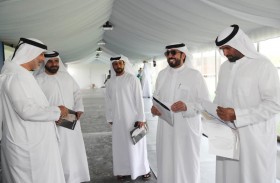 حمدان بن محمد يتلقى شكر أهل البحر تقديرا لدعمه (القفال)