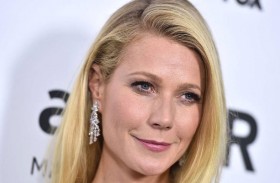 بالترو تنشر صورة لابنتها في اليوم العالمي للبنات