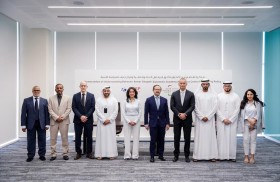 أكاديمية أنور قرقاش الدبلوماسية توقع اتفاقية مع مركز جنيف للسياسة 