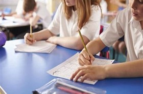 مدارس بريطانية تغير أسماء الطالبات