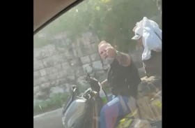 الاعتداء على إعلامية لبنانية حامل في الشارع