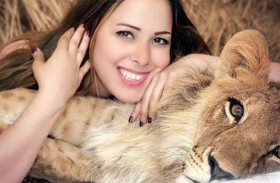 محاولة صلح فاشلة تضع «مدربة الأسود» في مأزق