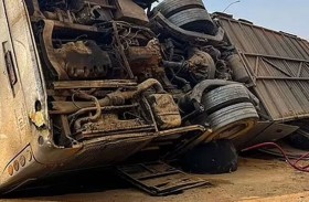 صور مروعة لحادث أودى بحياة مشجعي كرة قدم 