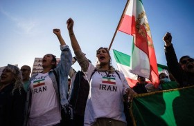 الفقر يُنذر باندلاع الثورة الإيرانية.. والنظام فشل في إخماد الغضب