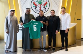 «كارلوس بينيا» في ضيافة «الشارقة الرياضي»