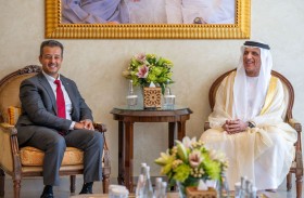 سعود بن صقر يستقبل  قنصل عام نيوزيلندا