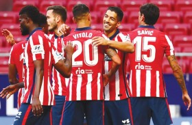 أتلتيكو يغرد خارج السرب وبرشلونة يخطف المركز الثاني