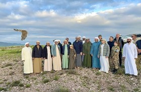 برنامج الشيخ زايد لإطلاق الصقور يطلق 2274 صقراً حرّا وشاهيناً منذ تأسيسه حتى مايو 2024