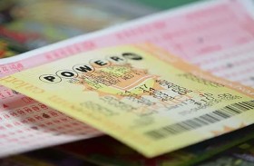 لص يعوض ضحاياه بعد فوزه باليانصيب