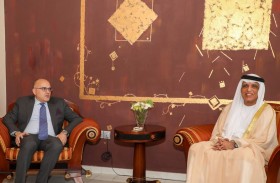 حاكم رأس الخيمة يستقبل سفير كوستاريكا