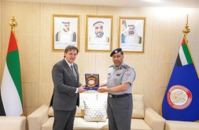 أكاديمية سيف بن زايد للعلوم الشرطية تبحث مع الداخلية الصربية مجالات التدريب الشرطي والأمني 