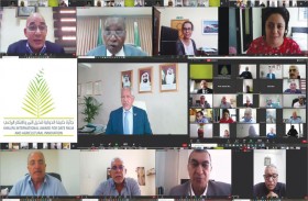 جلسة حوار مفتوح مع مرشحي الجائزة بمشاركة 65 شخصا من 10 دول