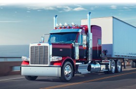 يحتجز رهينة ويطالب بتدخل وزير الداخلية