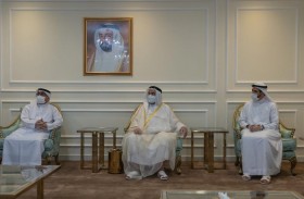 حاكم الشارقة يفتتح طريق كلباء ويتفقد عددا من المشاريع التنموية والسياحية