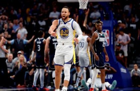 ووريرز يعزز آماله بتأهل مباشر وعودة رائعة لمورانت 