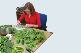 8 عادات ليست صحية كما تعتقدين.. منها تناول الكثير من الخضار