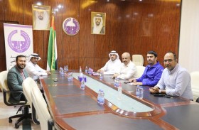 نادي الذيد يبحث متطلبات الجودة والإدارة المتكاملة لتطوير منظومته الرياضية