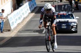  الإمارات للدراجات يحرز المركز الثاني في افتتاح طواف رومندي