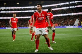 بنفيكا يواصل مطاردة سبورتنغ لشبونة