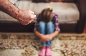 غضب واسع بعد مقتل طفلة على يد والدها وشقيقها