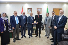 جامعتا الشارقة والأنبار العراقية يبحثان تعزيز التعاون