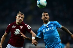 نابولي يسقط في تورينو ويهدي الصدارة لإنتر