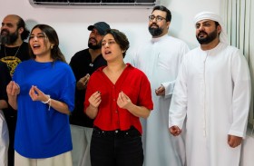 مسرح دبي يطلق ورشة الغناء الجماعي «الكورال»