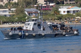 اليونان تنقذ مئات المهاجرين قبالة جزيرتي جافدوس وكريت 