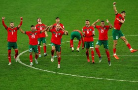 الإعلام العالمي يشيد بإنجاز المغرب وتأهله التاريخي وينتقد أداء المنتخب الإسباني